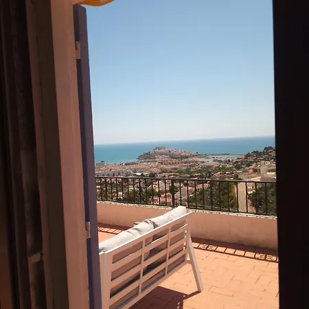 Atalayas: Castle And Sea Views Apartment Peniscola